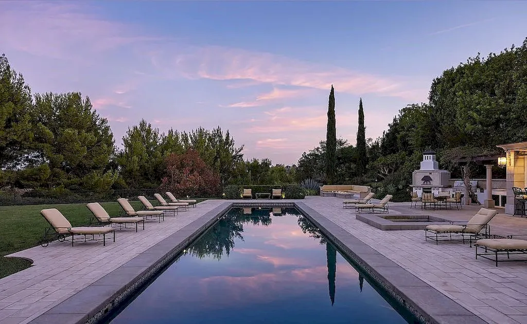 The Extraordinary Masterpiece in Beverly Hills Epitomizes Luxury Living ...