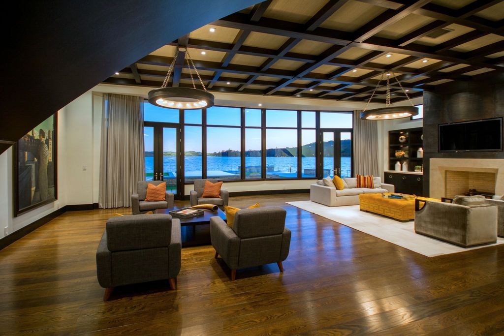 Inside Elon Musk’s Secret $12 Million Waterfront Estate in Austin