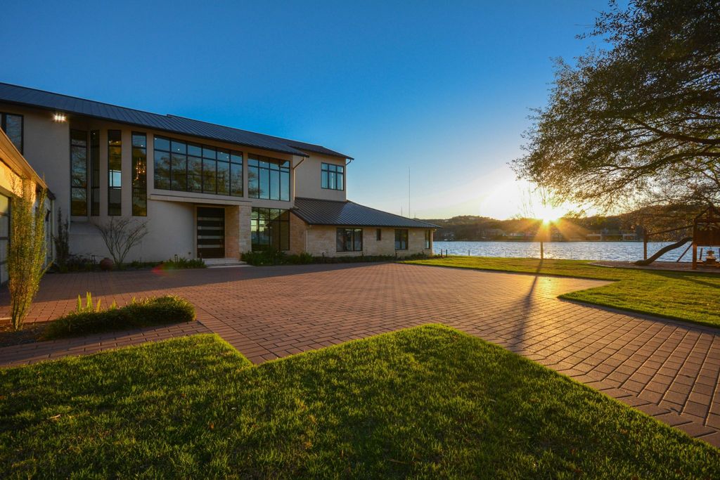 Inside Elon Musk’s Secret $12 Million Waterfront Estate in Austin