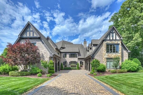 Kyle Busch's Lake Norman Mansion: A NASCAR Champion's Spectacular Retreat