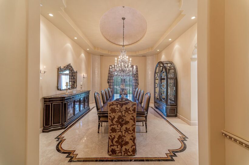 Discover Britney Spears’ Calabasas Mansion