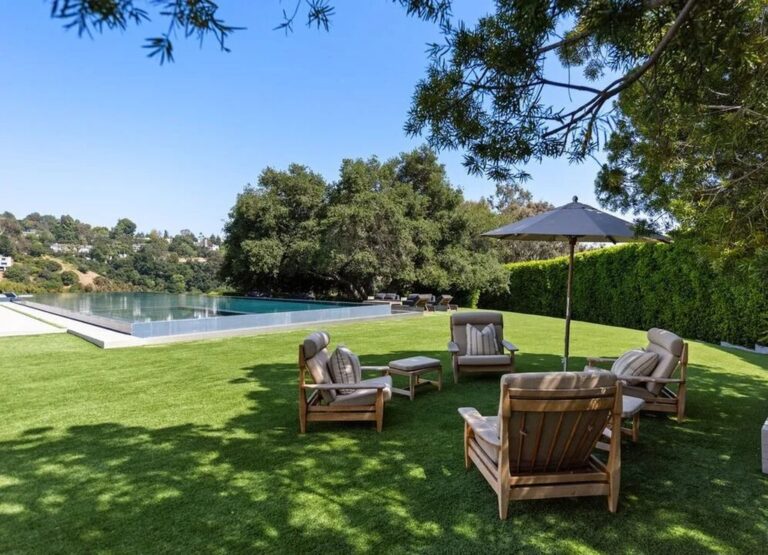 Jennifer Lopez And Ben Affleck List Lavish Beverly Hills Home For $68 ...