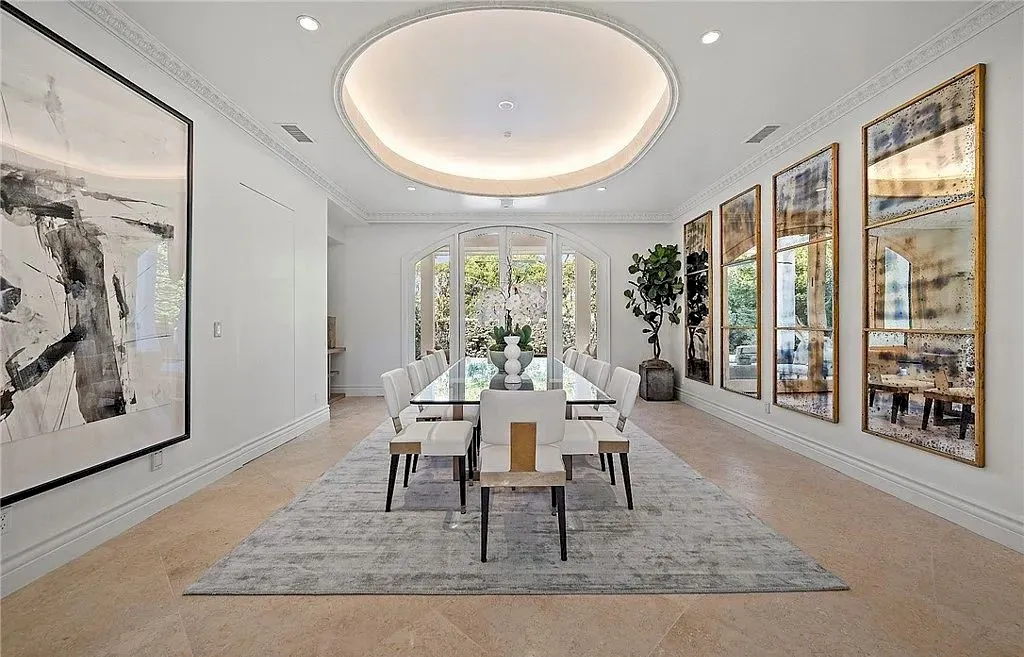 Opulent Bel Air Crest Residence: Modern Elegance with Luxury Finishes and Impeccable Design Asked $8,299,000