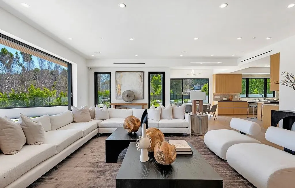 Luxurious Modern Home with Breathtaking Views in Prestigious Encino Hills in Encino Comes to Market at $4,599,000