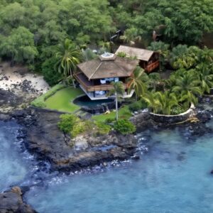 Steven Tyler’s $8.4M Maui Paradise: A Hawaiian Retreat of Coastal